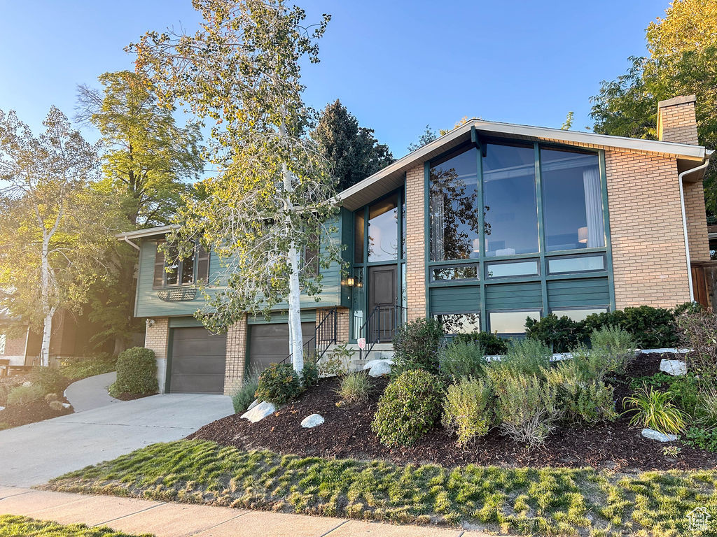 833 E 13TH AVE Salt Lake City, UT 84103