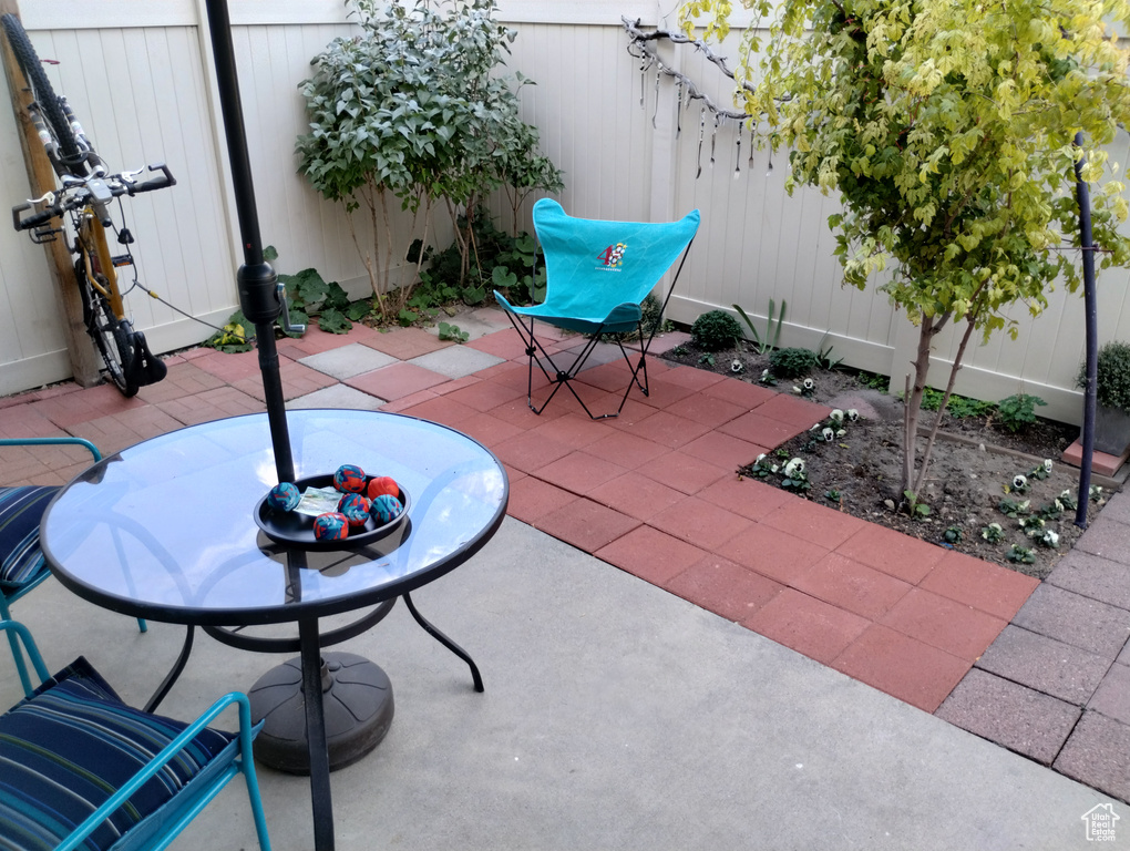 664 N OAKLEY ST #E101 Salt Lake City, UT 84116