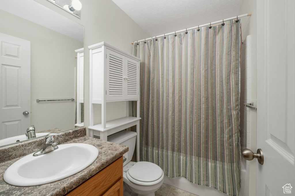 1472 S VIA LA COSTA WAY Kaysville, UT 84037