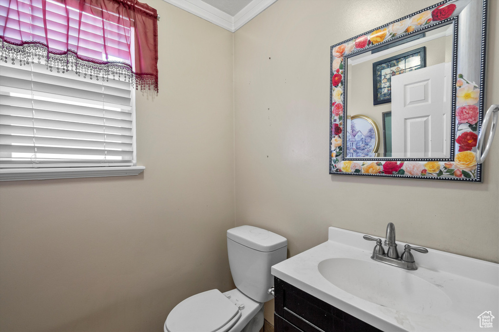 2002 E DEER RUN DR RUN South Weber, UT 84405