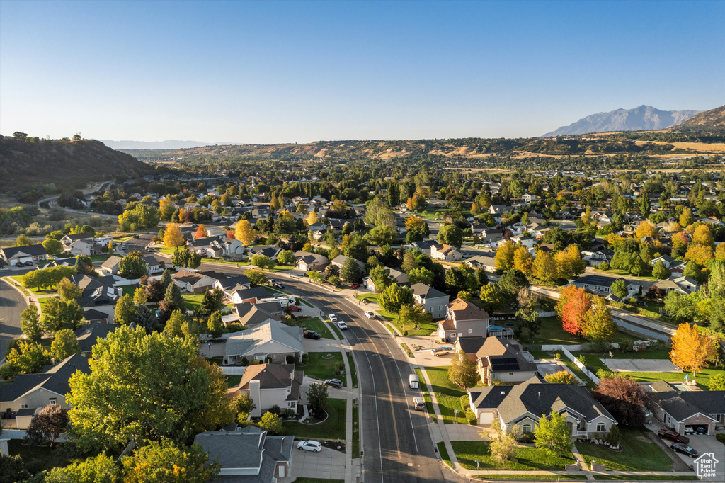 2002 E DEER RUN DR RUN South Weber, UT 84405