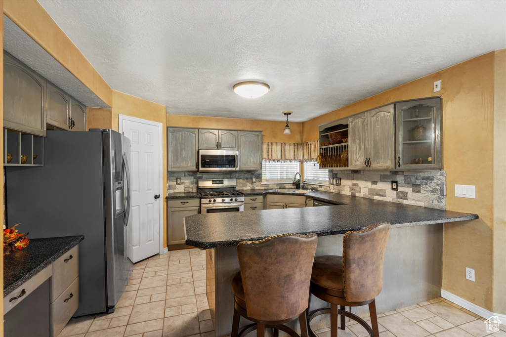 2002 E DEER RUN DR RUN South Weber, UT 84405