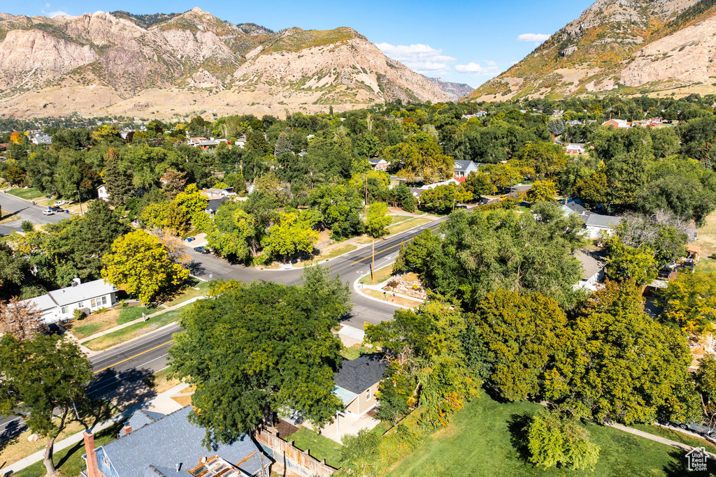 2207 S TYLER AVE Ogden, UT 84401