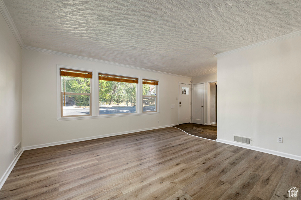 2207 S TYLER AVE Ogden, UT 84401