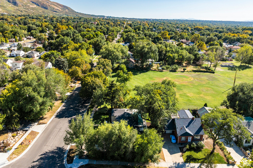 2207 S TYLER AVE Ogden, UT 84401