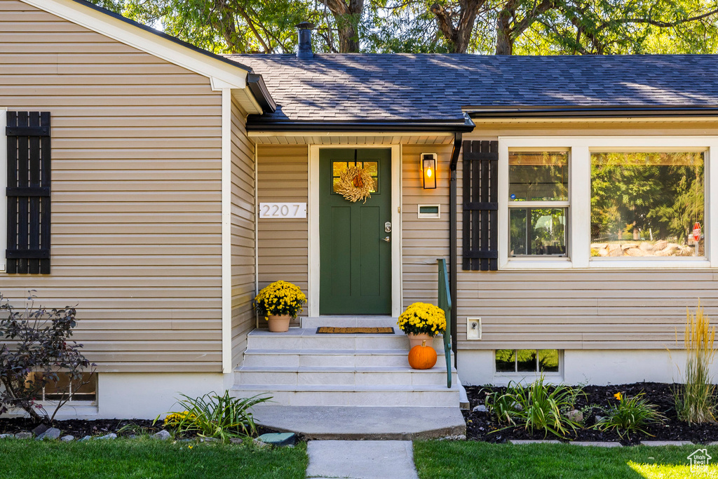 2207 S TYLER AVE Ogden, UT 84401