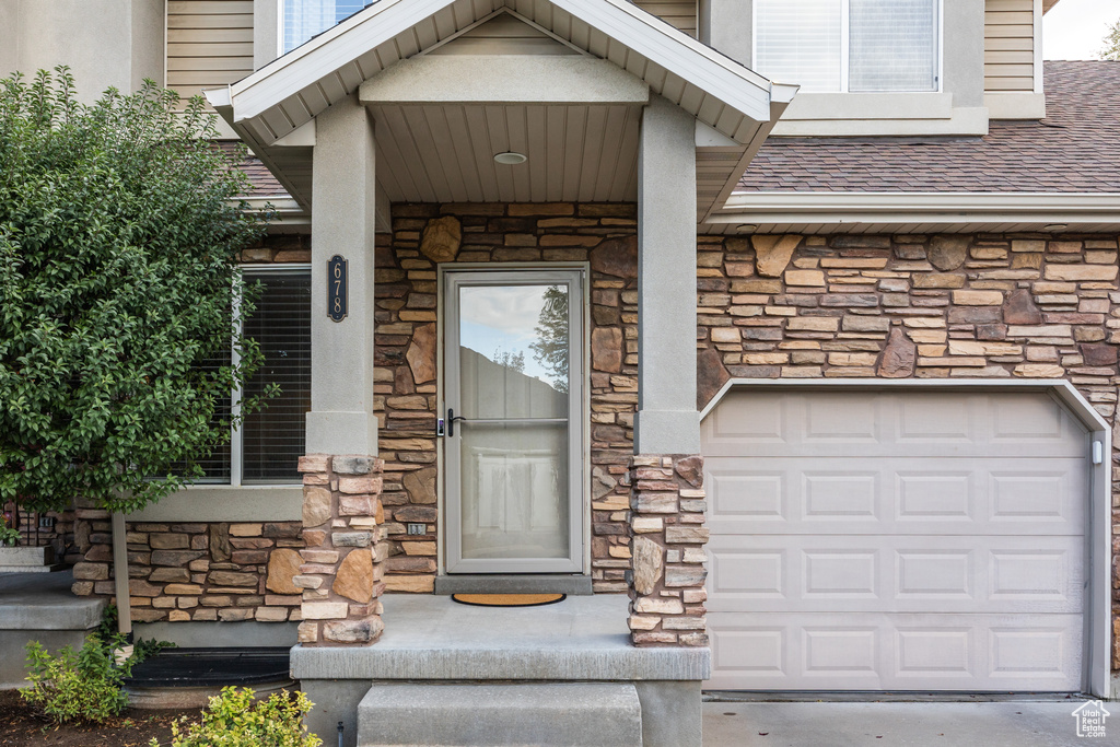 678 E CREEKVIEW DR Layton, UT 84041