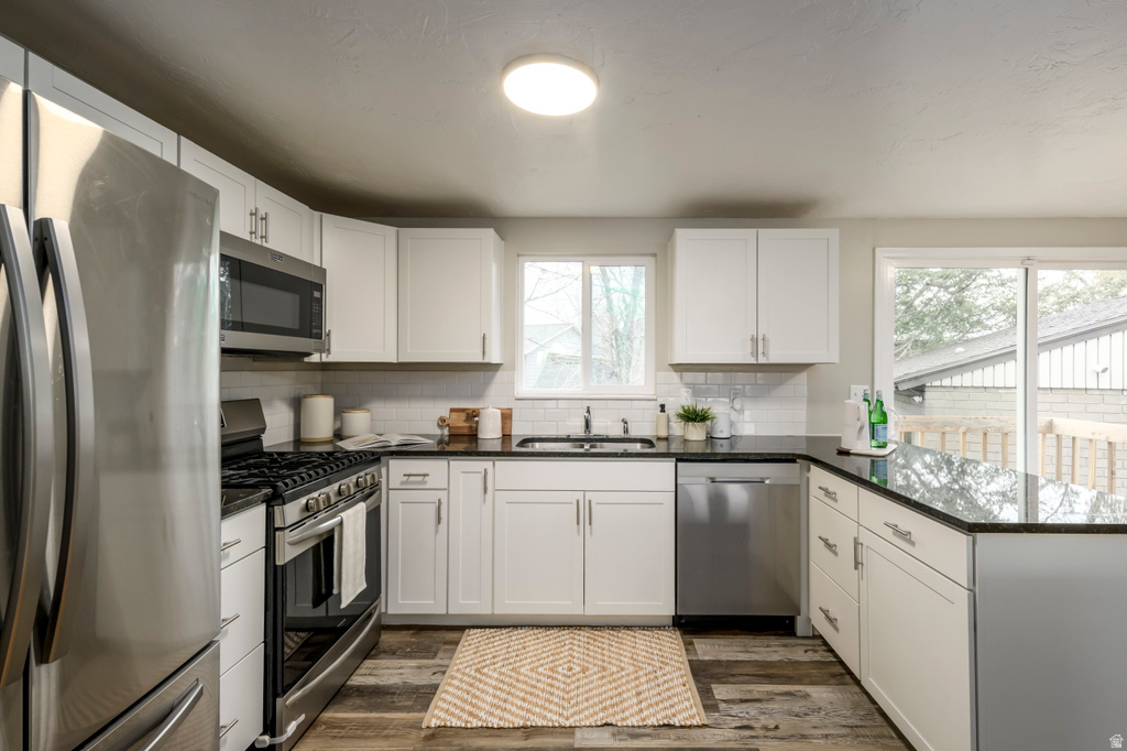 199 E LYNN CIR Sandy, UT 84070