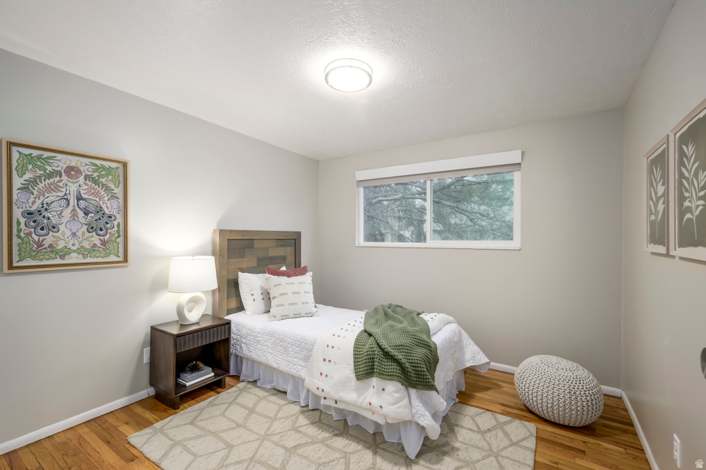 199 E LYNN CIR Sandy, UT 84070