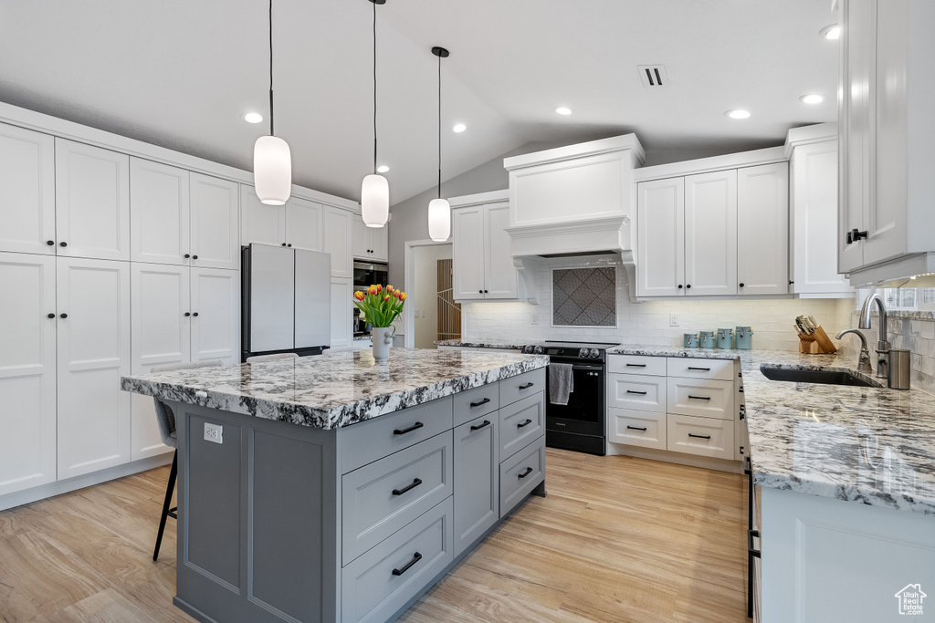 1583 W HEATHER DOWNS CIR South Jordan, UT 84095
