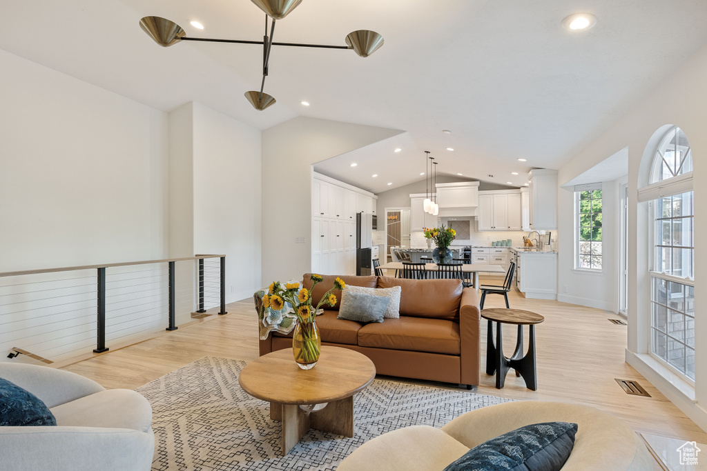 1583 W HEATHER DOWNS CIR South Jordan, UT 84095