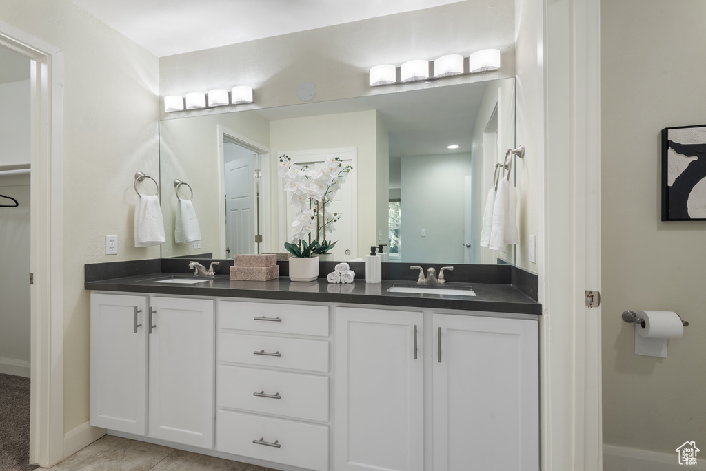 8179 S NORDIC CIR Sandy, UT 84093