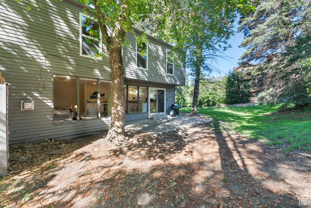 8179 S NORDIC CIR Sandy, UT 84093