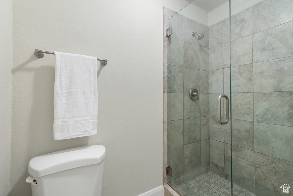 8179 S NORDIC CIR Sandy, UT 84093