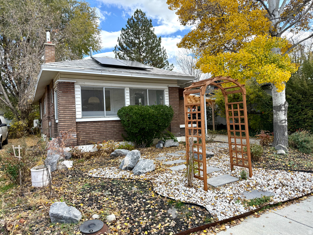 1721 S ROBERTA ST Salt Lake City, UT 84115