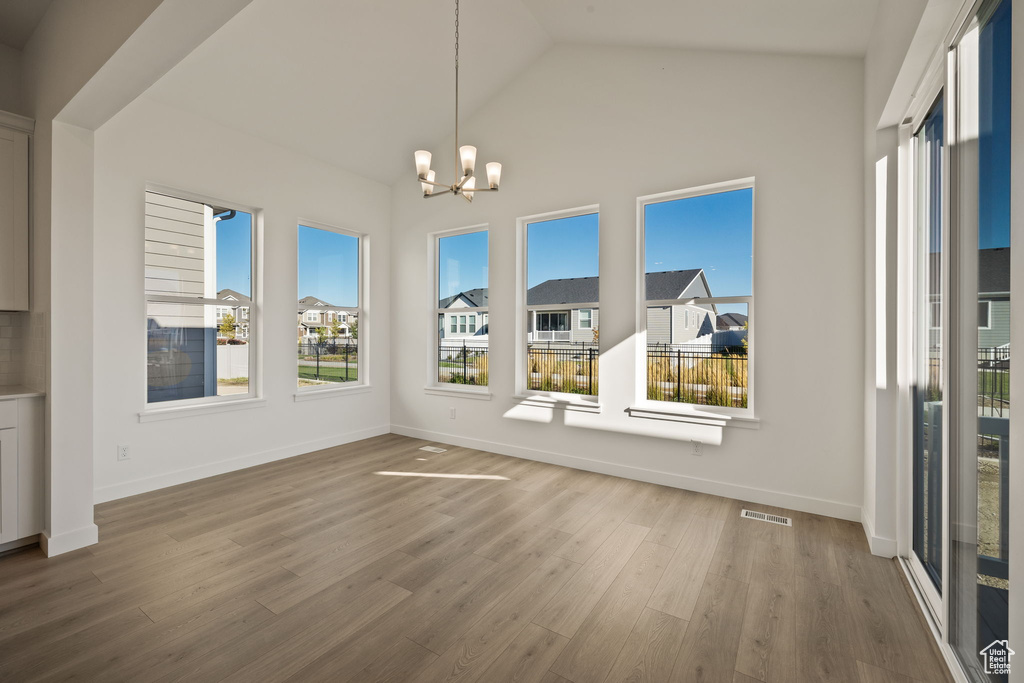 Photo 7 for MLS #2113801 at 246 E Polaris Dr #109