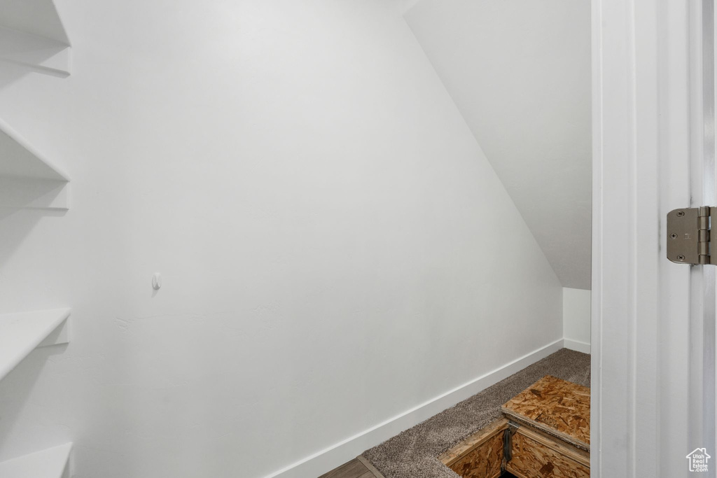 Photo 17 for MLS #2113804 at 641 Hal St