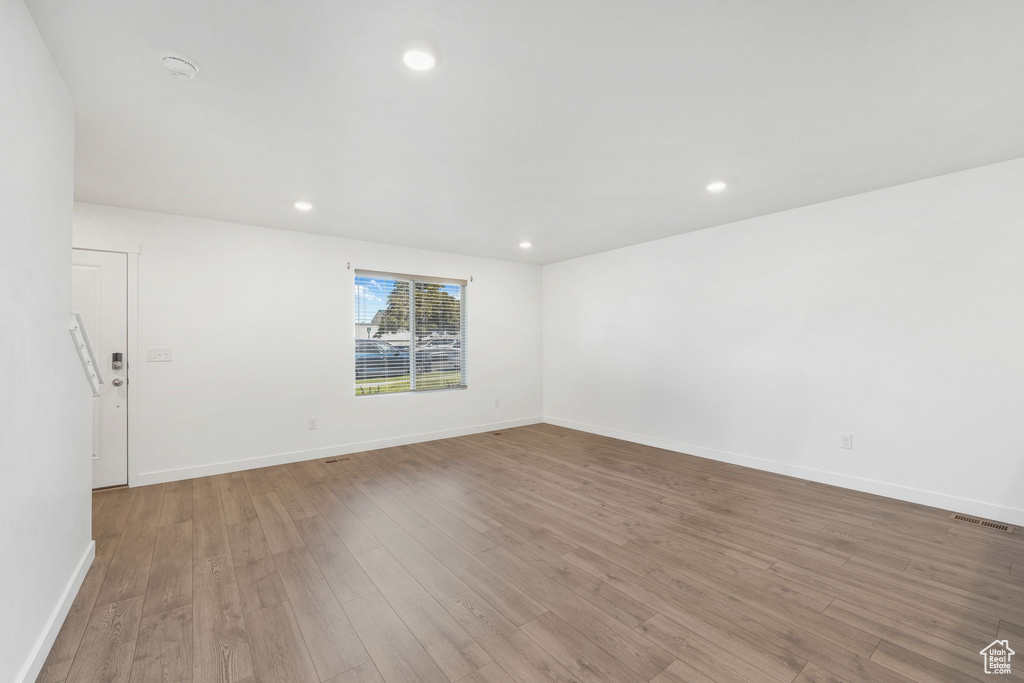Photo 16 for MLS #2113804 at 641 Hal St
