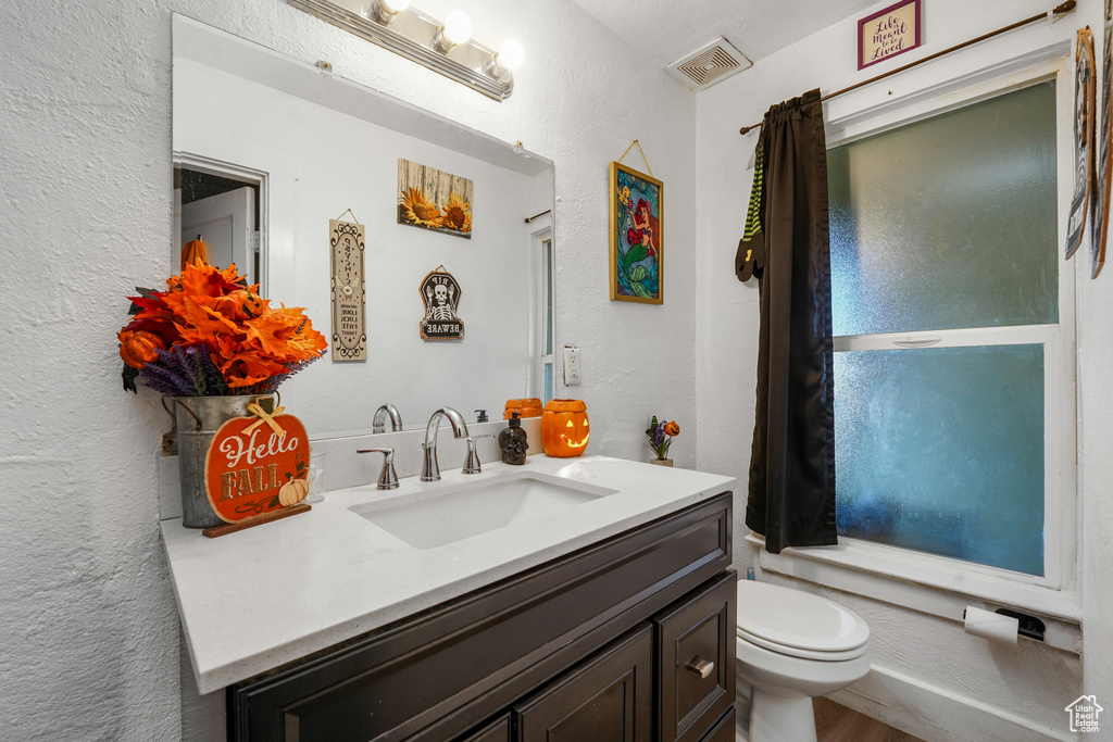 Photo 13 for MLS #2113811 at 2992 S 8850 West