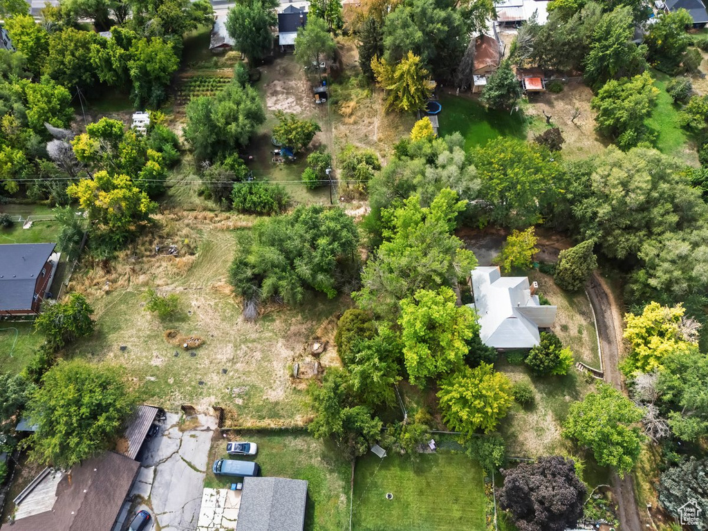 225 CHIMES DR South Ogden, UT 84405