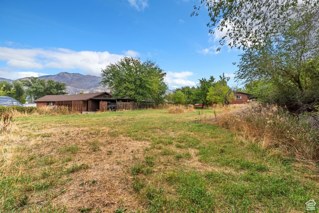 225 CHIMES DR South Ogden, UT 84405