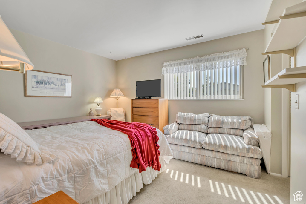 Photo 11 for MLS #2113817 at 1697 E Woodbridge Dr #4