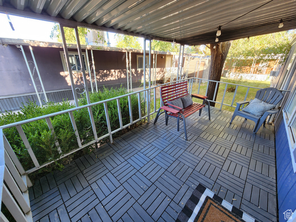 Photo 13 for MLS #2113823 at 874 W Mount Nebo Dr
