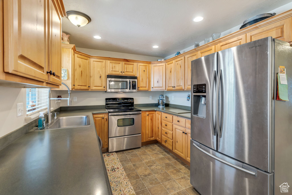 Photo 7 for MLS #2113841 at 466 S 2550 West #1