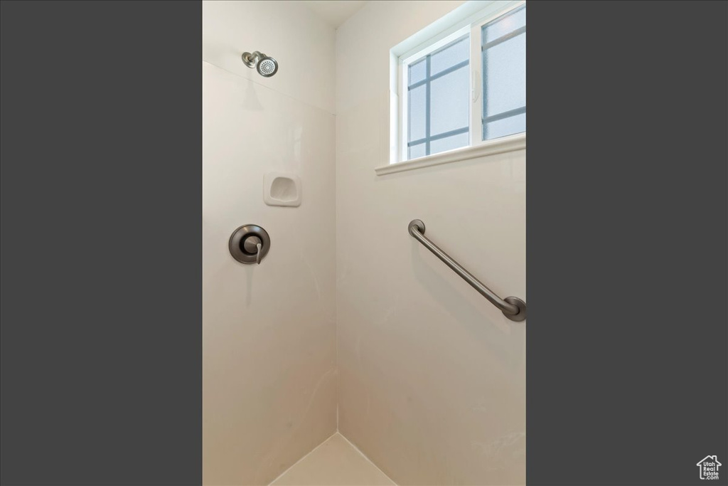 951 CENTERVILLE COMMONS WAY Centerville, UT 84014