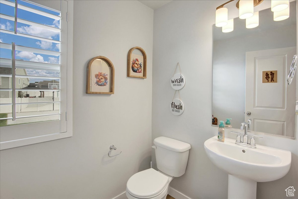 4464 W 3600 S West Haven, UT 84401