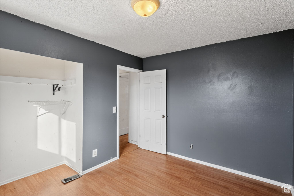 Photo 11 for MLS #2113850 at 4353 W 3335 South