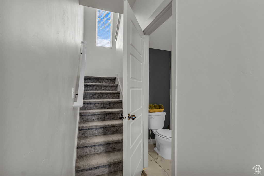 Photo 9 for MLS #2113852 at 5829 W Lake Ave