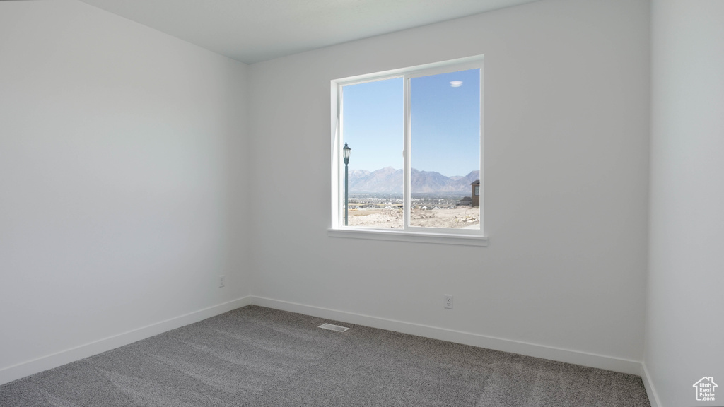 Photo 4 for MLS #2113866 at 1271 S Jake Dr #227