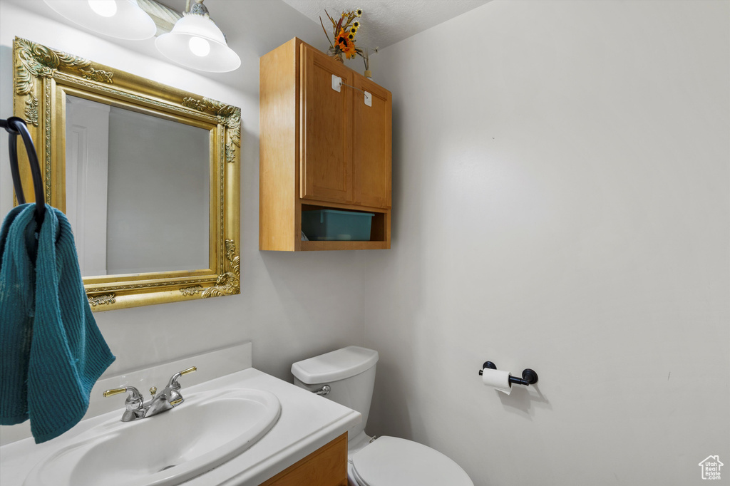 2127 S 350 E Clearfield, UT 84015