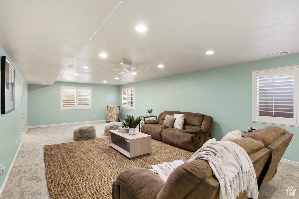 2127 S 350 E Clearfield, UT 84015