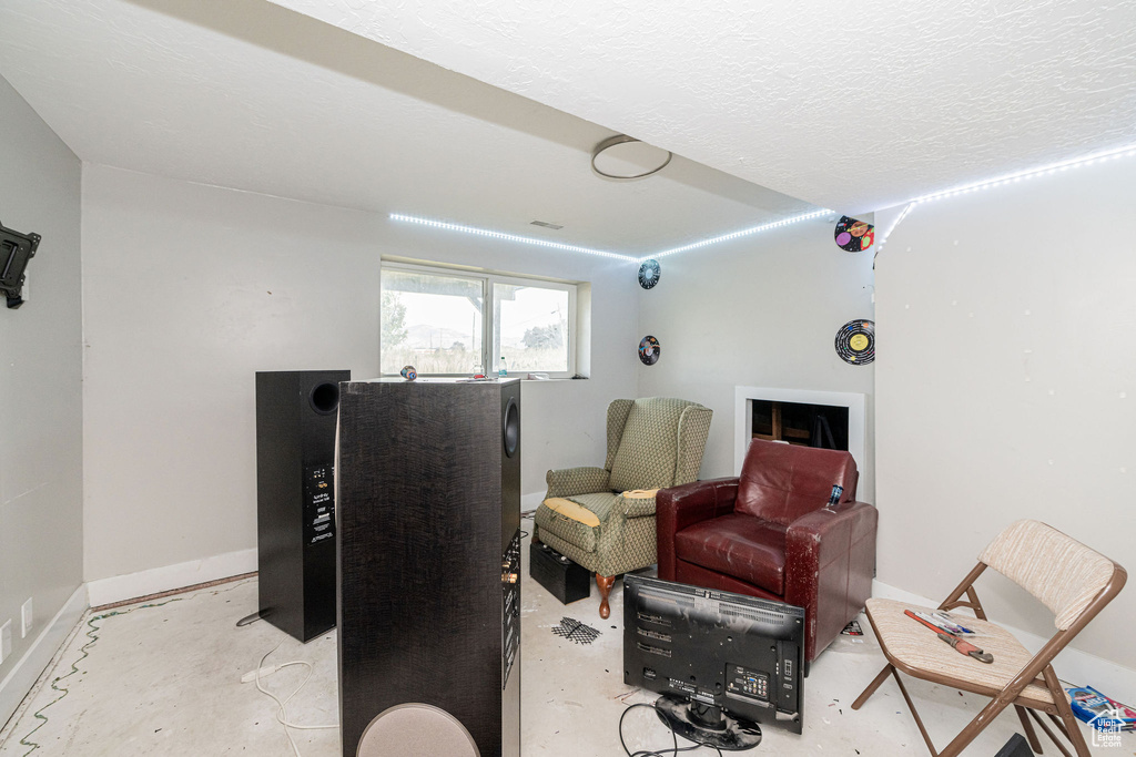 3806 W 2600 N Plain City, UT 84404