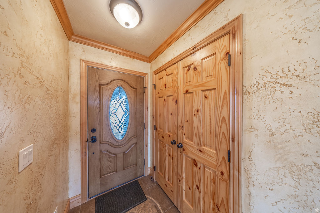 2034 S COTTAGE LN Garden City, UT 84028