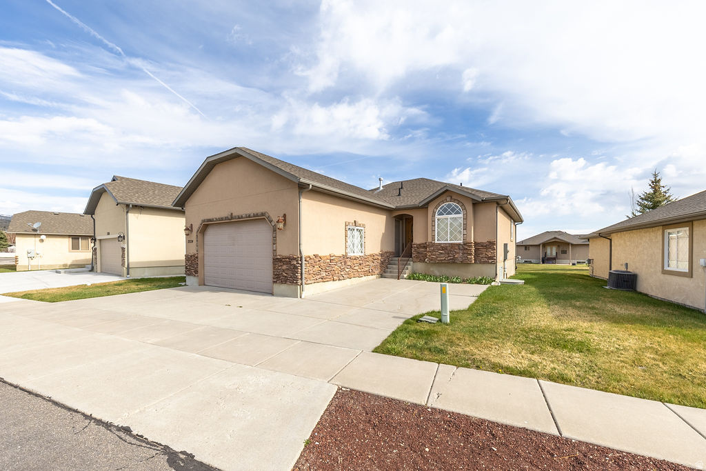 2034 S COTTAGE LN Garden City, UT 84028