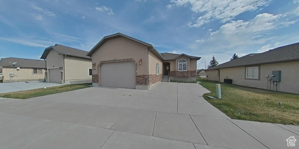 2034 S COTTAGE LN Garden City, UT 84028
