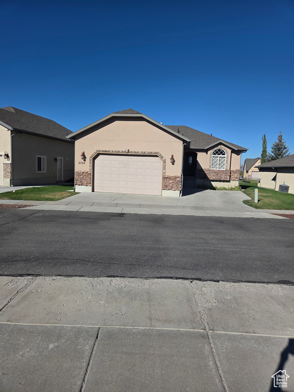 2034 S COTTAGE LN Garden City, UT 84028