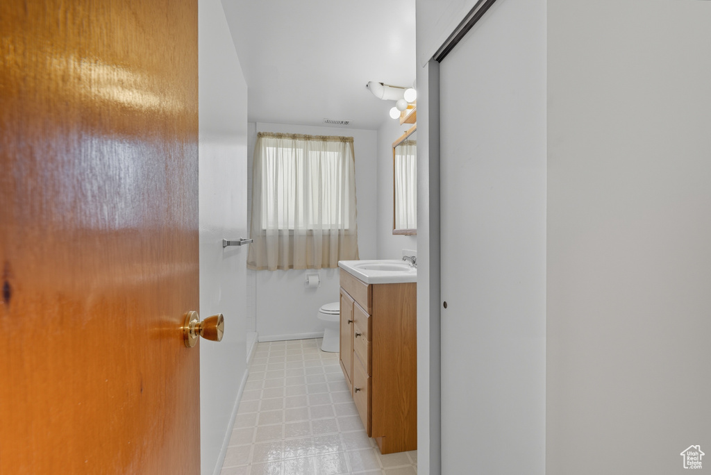 Photo 21 for MLS #2113889 at 551 Colonial St