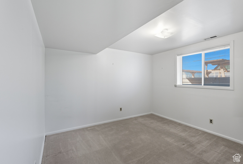 Photo 19 for MLS #2113889 at 551 Colonial St