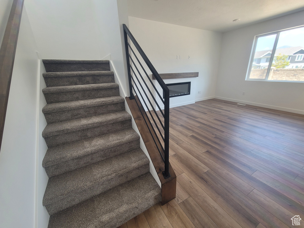 Photo 5 for MLS #2113903 at 669 N Plainsman Dr #112