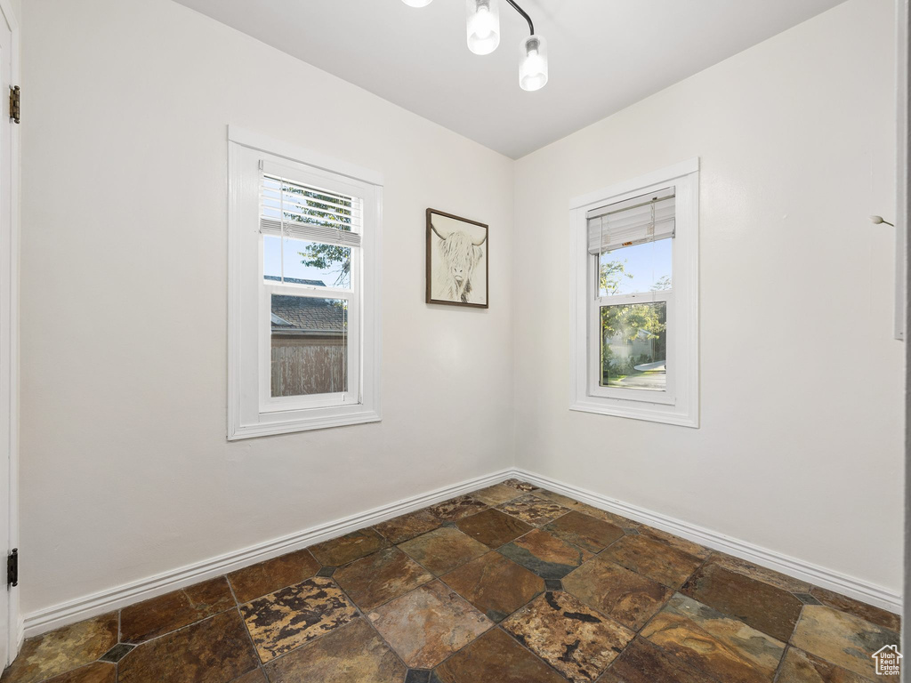 374 N CENTER ST American Fork, UT 84003