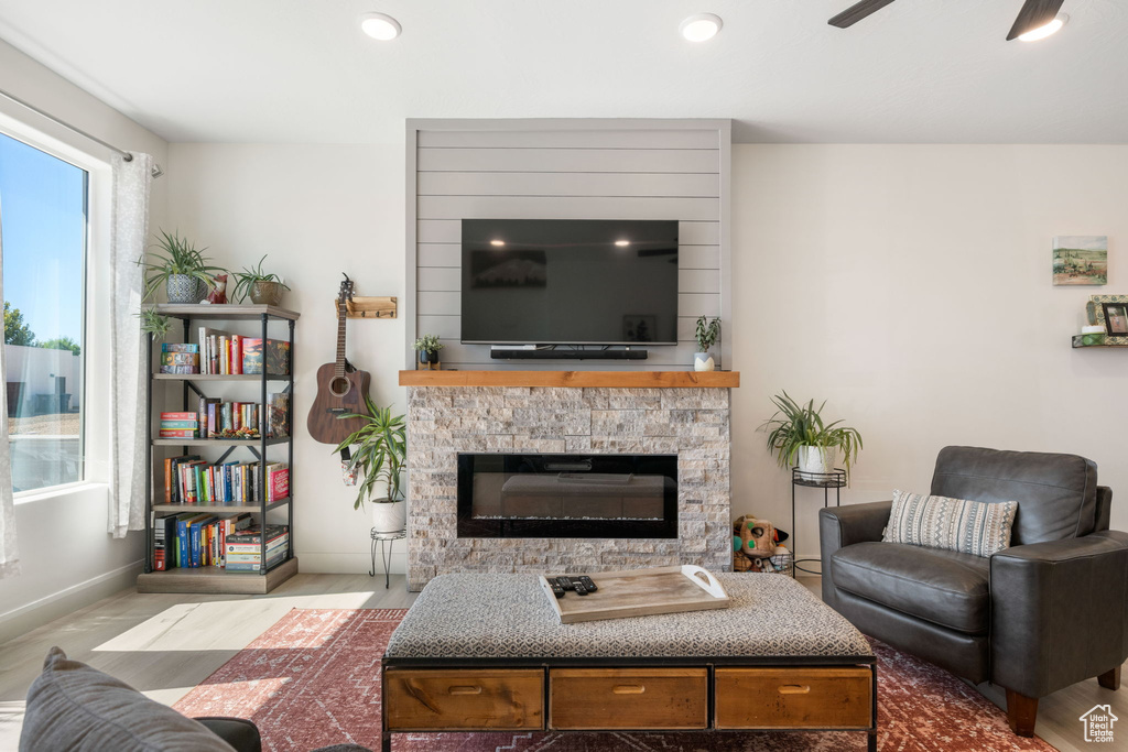 Photo 10 for MLS #2113916 at 1163 E Cheyenne Way