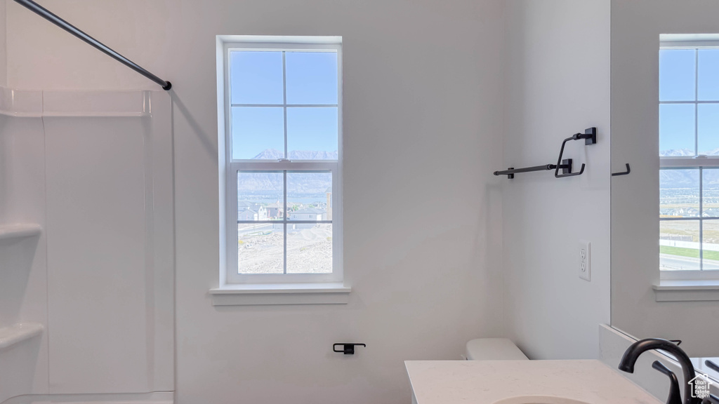 1259 S JAKE DR #228 Saratoga Springs, UT 84045