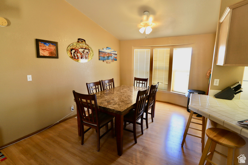 Photo 11 for MLS #2113929 at 303 W Plateau Pl #91