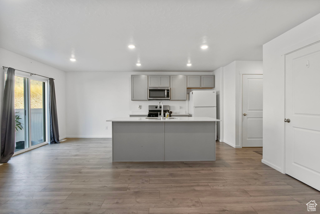 Photo 4 for MLS #2113961 at 1465 S 3750 East