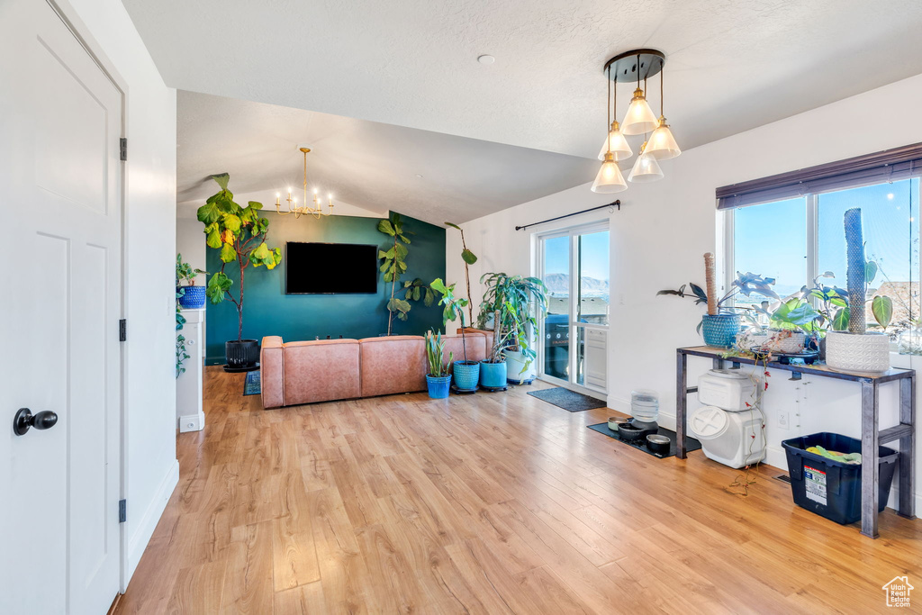 Photo 8 for MLS #2113962 at 93 E Park Dr