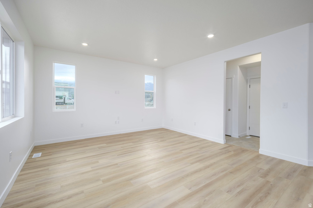 257 E WATER MILL WAY #211 Midvale, UT 84070